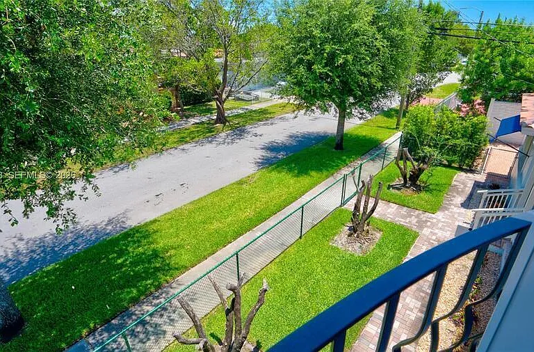 500 SW 51st Ct #1 — Photo 28