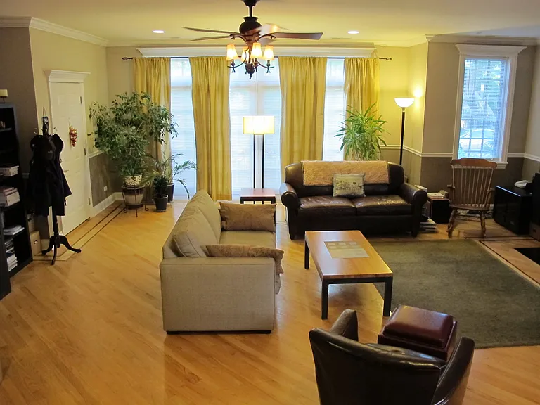 828 W Aldine Ave #3 — Photo 29