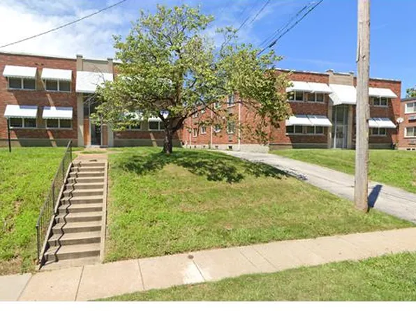 8619 Jennings Station Rd, Saint Louis, MO 63136