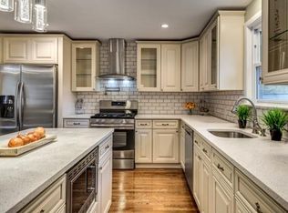 24 Cherry Lane Dr, Reading, MA 01867