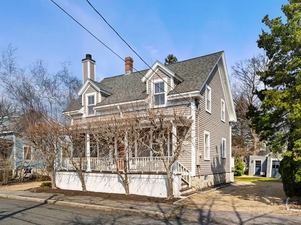 22 Central St, Marblehead, MA 01945