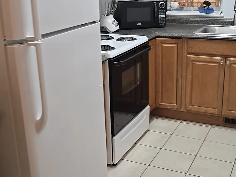 79 Academy St #1A — Photo 5