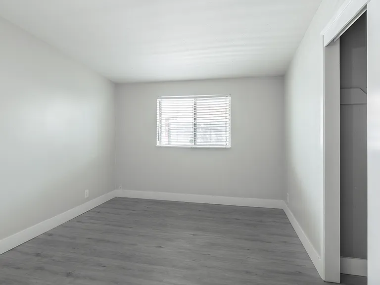 4832 E Virginia Ave — Photo 25