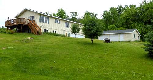 611 South Shore Drive, Windom, MN 56101