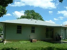 5th image of 5606 N 69th St