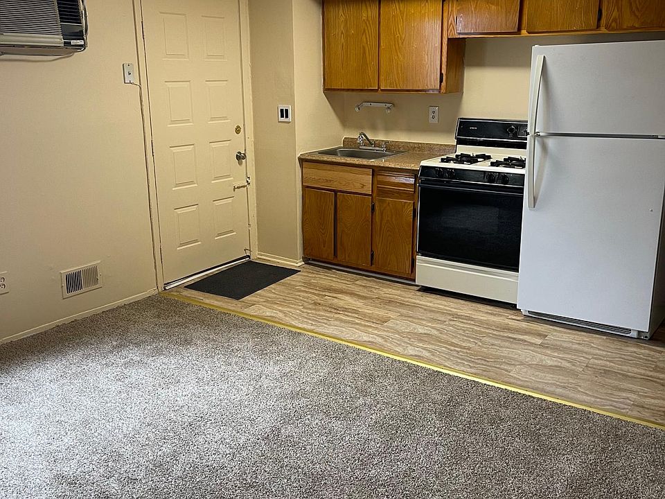 1st image of 174 Monahan Ave #1