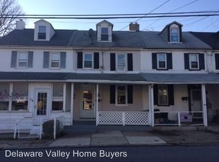 16 Main St, Brookhaven, PA 19015
