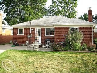 2nd image of 23031 Playview St