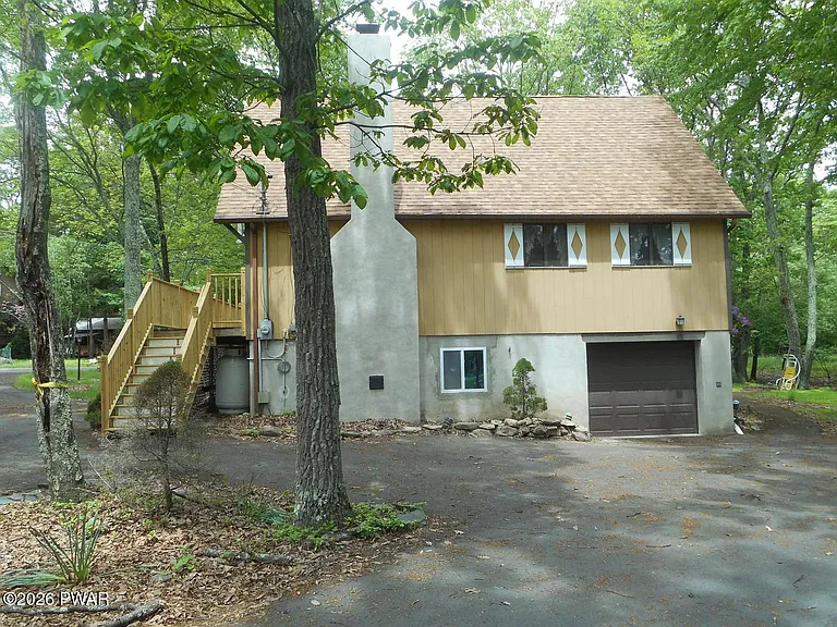 159 Spring Dr — Photo 14