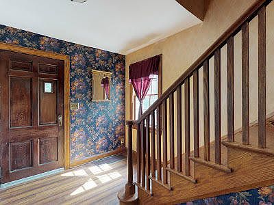 4th image of 307 Elmwood Dr