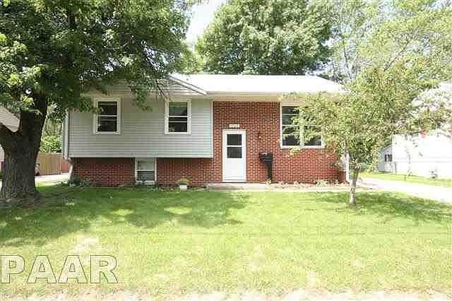 2nd image of 1707 Memorial Dr