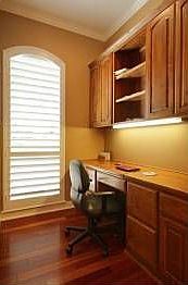 3rd image of 9122 Balcones Club Dr Unit 5