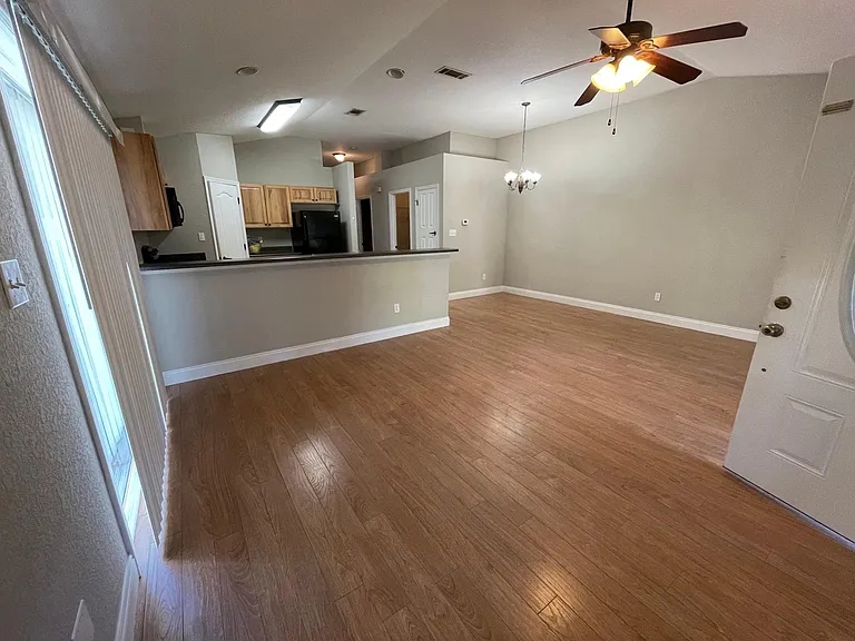 6858 Sagebrush Ln — Photo 8