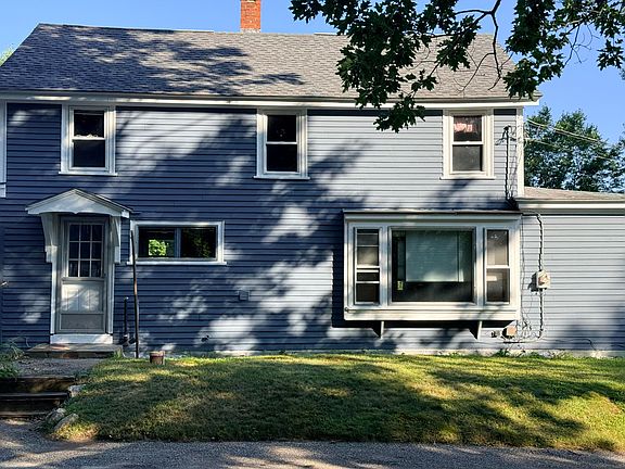 4th image of 34 Robinson Hill Road
