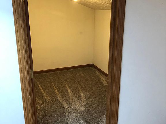 Den