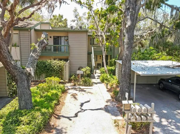 1532 Pelican Point Dr #140, Sarasota, FL 34231