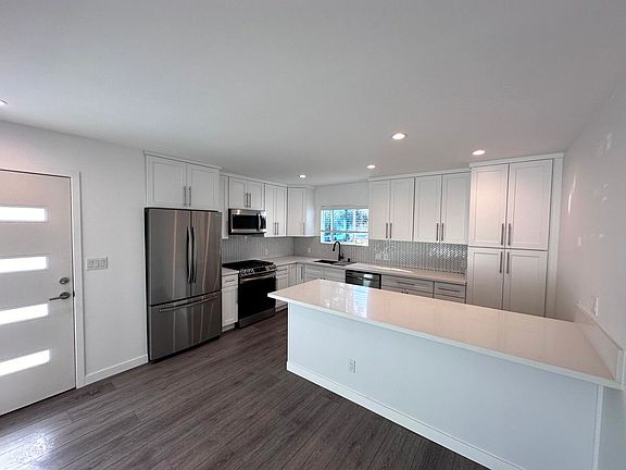 4th image of 3666 Watseka Ave APT 1
