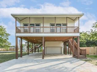 3420 Sunrise Dr, Shoreacres, TX 77571