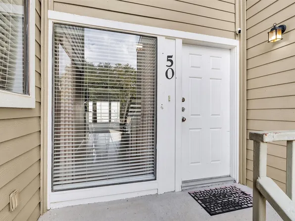 50 April Point Dr S, Montgomery, TX 77356