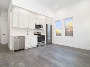 206 Nassau Ave #3L, Brooklyn, NY 11222