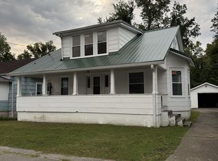 20 138th St, Chesapeake, WV 25315