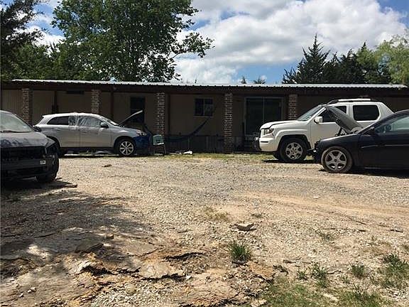 4th image of 3682 County Road 2628
