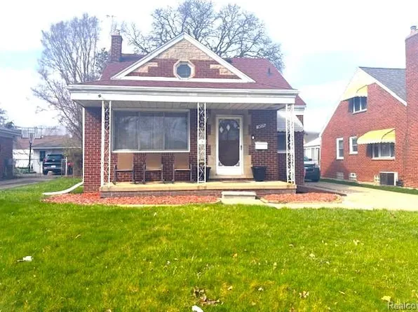 16535 Lincoln Ave, Eastpointe, MI 48021