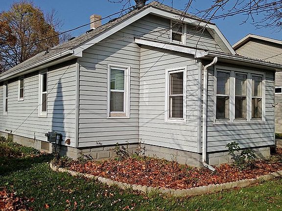 2nd image of 5014 Hayes St