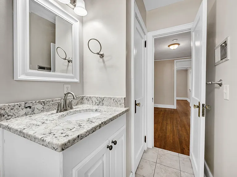 312 S Woodrow St — Photo 18