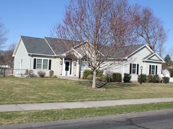 45 Zacks Way, Agawam, MA 01001