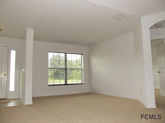 5th image of 36 Bud Field Dr
