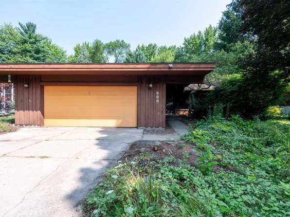 600 W Sugnet Rd, Midland, MI 48640