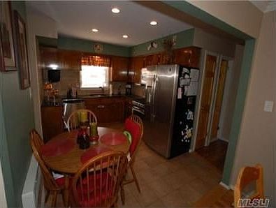 2nd image of 153 Caroline Ave