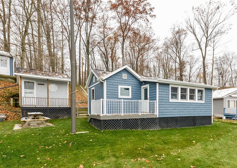 2655 Selkirk Lake Dr, Shelbyville, MI 49344 Zillow