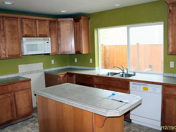3rd image of 8427 205th Street Ct E