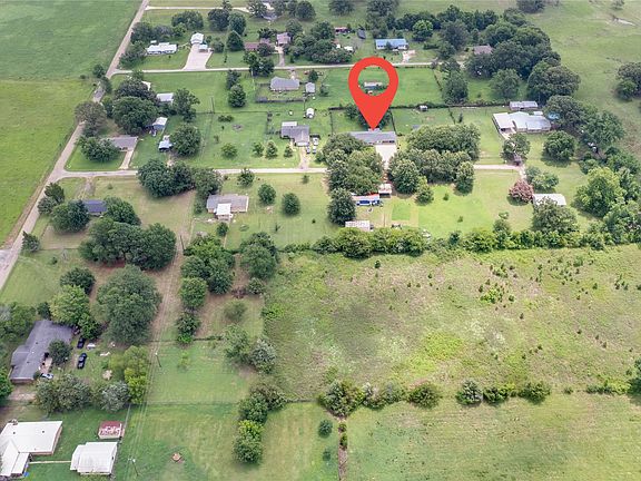 3rd image of 109 County Road 1224