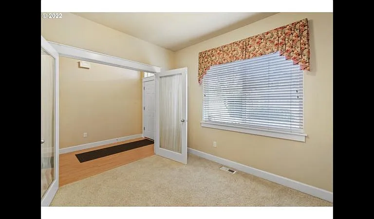 1209 NW 13th St — Photo 16