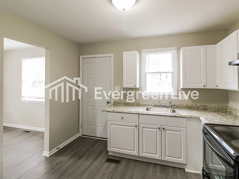 9906 Maidbrook Rd — Photo 6