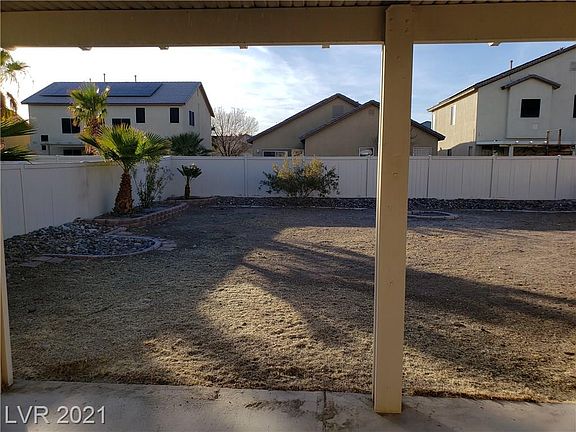 5th image of 4921 White Jade St