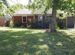 1021 N Woodlawn Blvd, Derby, KS 67037