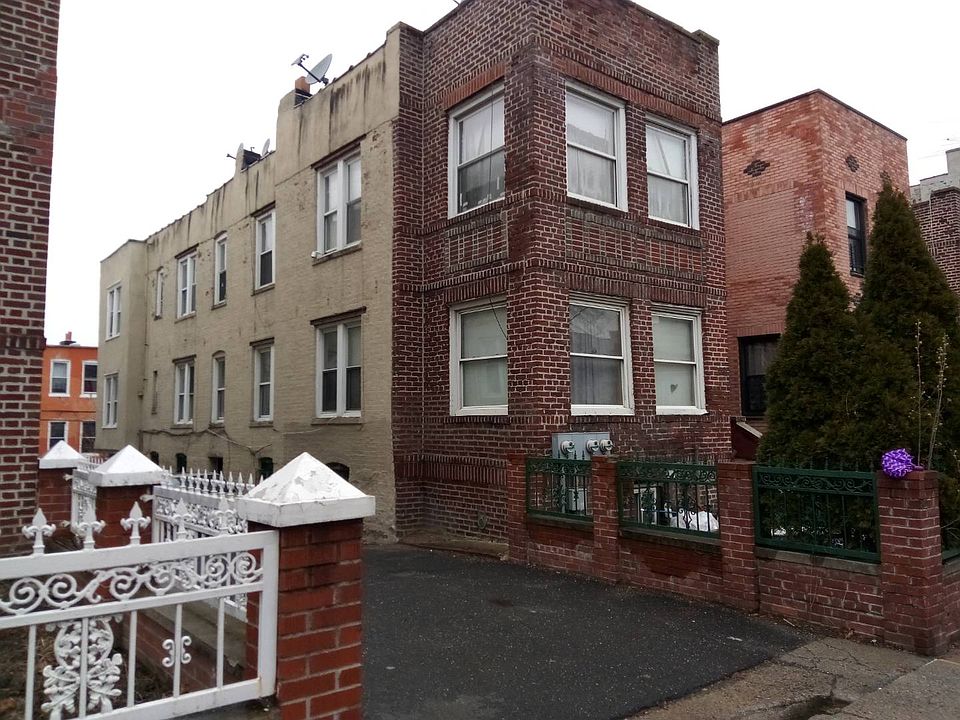 2nd image of 1869 Andrews Ave S