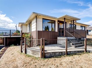 1038 W 7th St, Port Angeles, WA