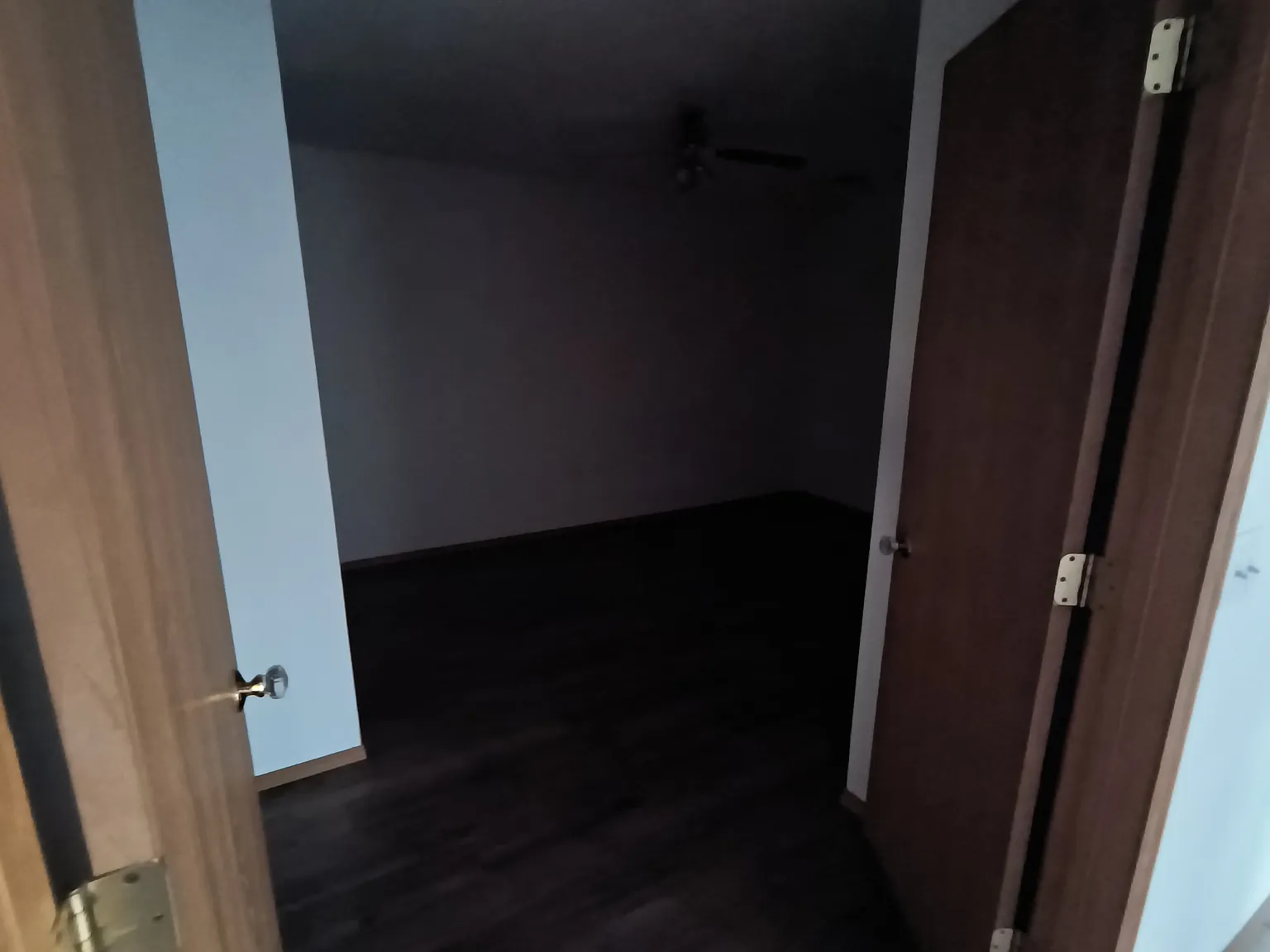 3 bed, 900 sqft, $900 — Photo 2