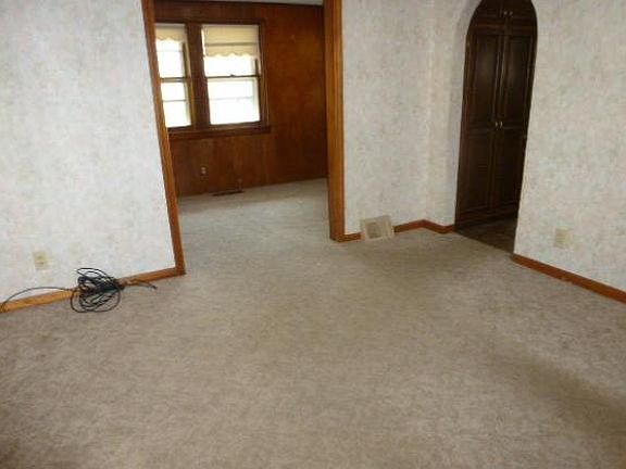 3rd image of 1922 N 45th St