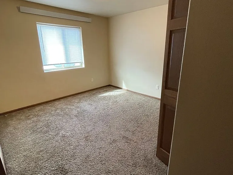 4210 Kateland St — Photo 27