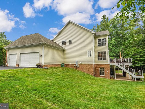 5th image of 11405 Garsdale Pl