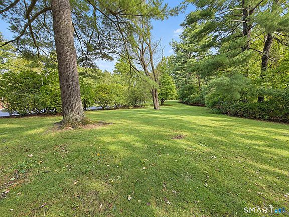 5th image of 1 Tulip Tree Lane
