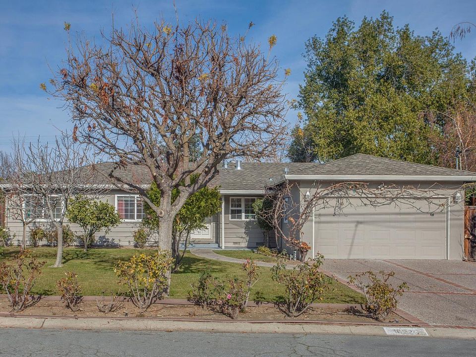 1st image of 16221 Roseleaf Ln