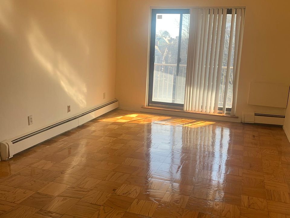 1st image of 131 E Prospect Ave #D