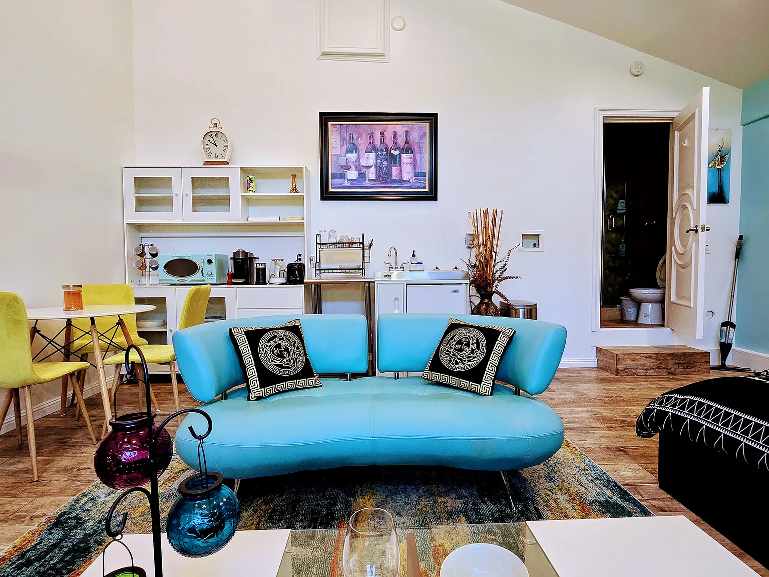 Studio, $2,399 — Photo 4
